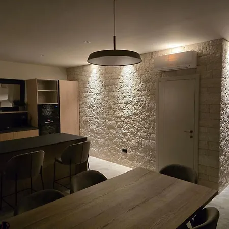 Adistria Villa *