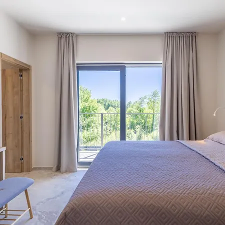 Villa Adistria *
